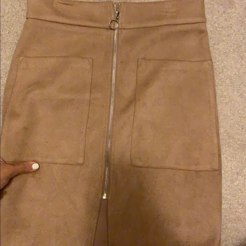 Brown zip up skirt